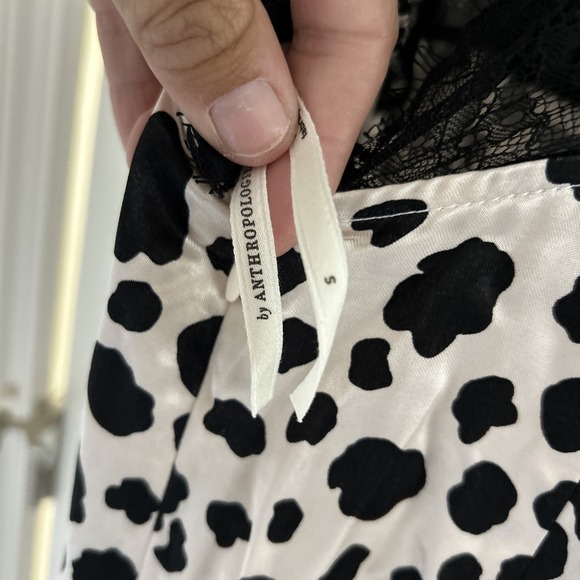 Anthropologie V-Neck Open Back Lace Trim Animal Print Slip Dress Size Small MINT - Picture 6 of 7